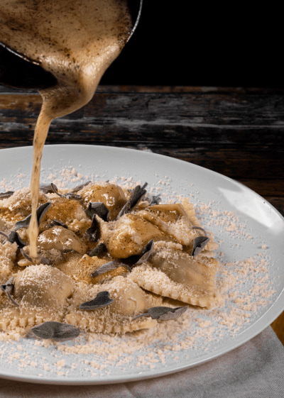 Casoncelli fatti a mano tipici della Valle Camonica a Bienno